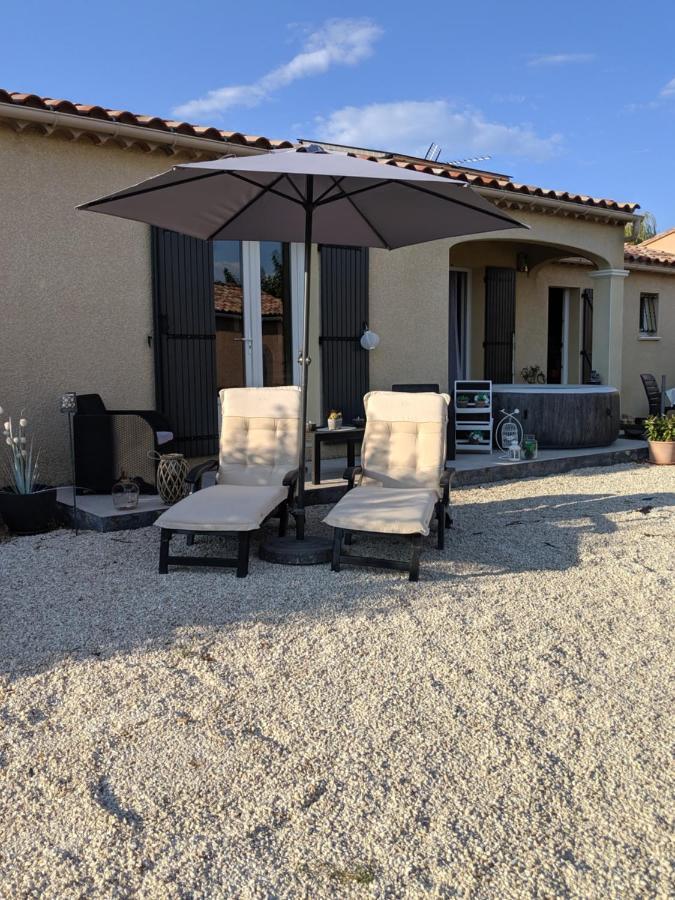 Апартаменти Chambre D'Hotes Chaleureuse En Drome Provencale Вальреас Екстер'єр фото